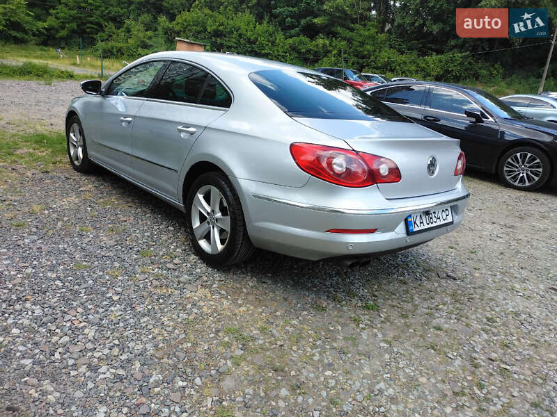 Купе Volkswagen CC / Passat CC 2009 в Києві