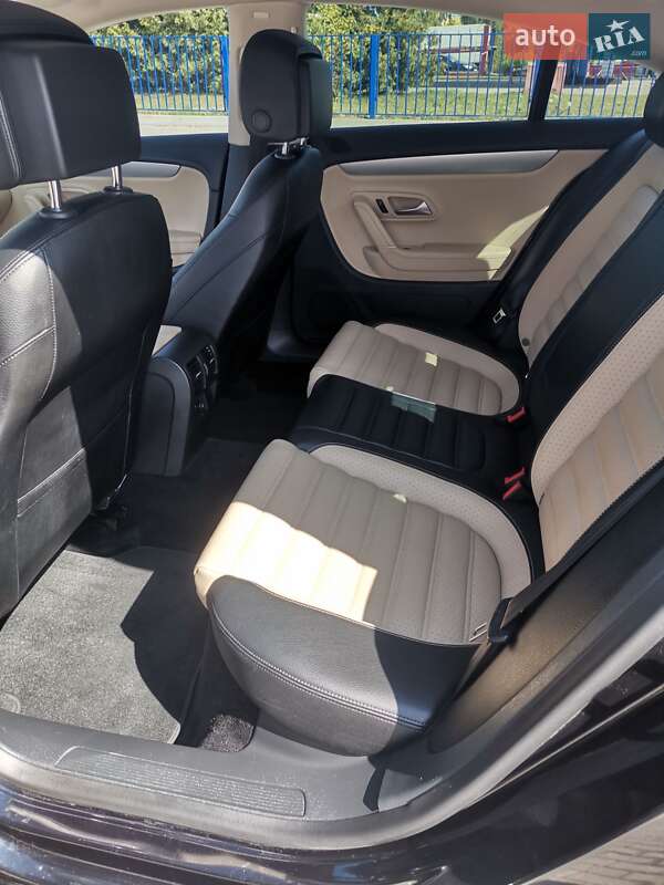 Купе Volkswagen CC / Passat CC 2014 в Ковеле