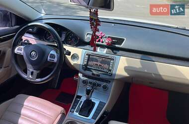 Купе Volkswagen CC / Passat CC 2013 в 