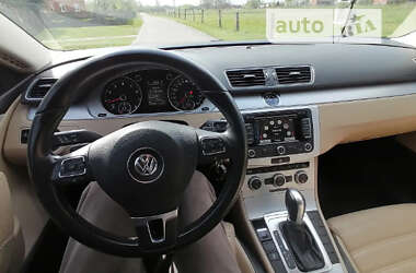 Купе Volkswagen CC / Passat CC 2013 в Тернополе