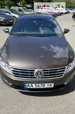 Купе Volkswagen CC / Passat CC 2012 в Киеве