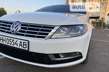 Купе Volkswagen CC / Passat CC 2012 в Николаеве