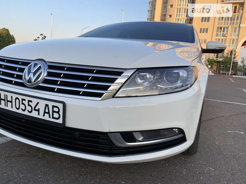 Купе Volkswagen CC / Passat CC 2012 в Николаеве