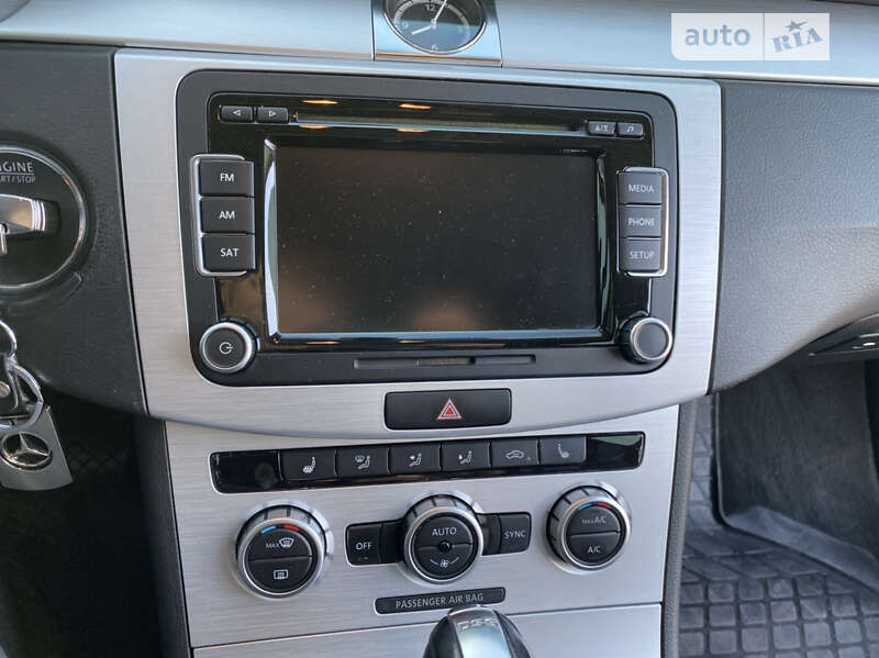 Купе Volkswagen CC / Passat CC 2012 в Николаеве