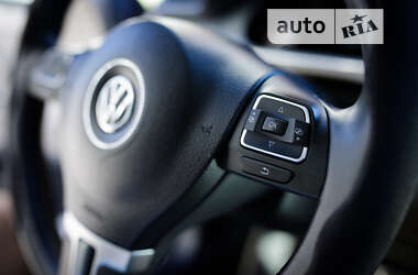 Купе Volkswagen CC / Passat CC 2012 в 