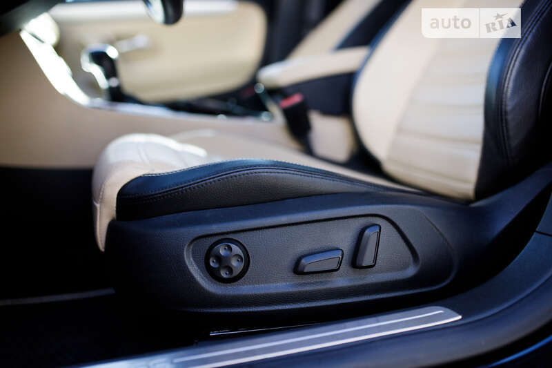 Купе Volkswagen CC / Passat CC 2012 в Львове