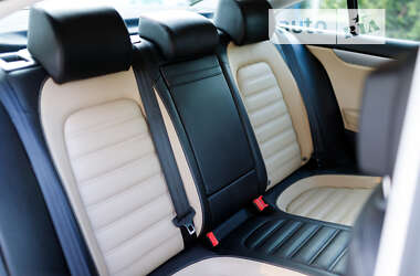 Купе Volkswagen CC / Passat CC 2012 в 