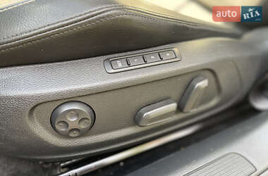 Купе Volkswagen CC / Passat CC 2009 в 