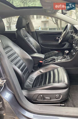 Купе Volkswagen CC / Passat CC 2010 в 