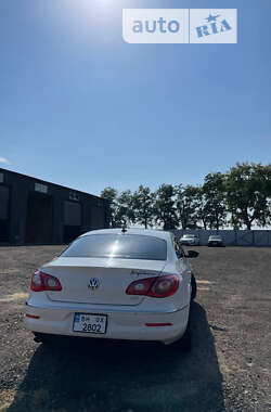 Купе Volkswagen CC / Passat CC 2011 в Умани
