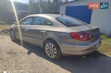 Купе Volkswagen CC / Passat CC 2011 в 