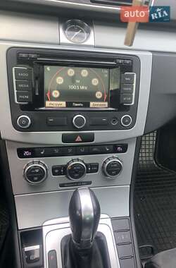 Купе Volkswagen CC / Passat CC 2014 в 