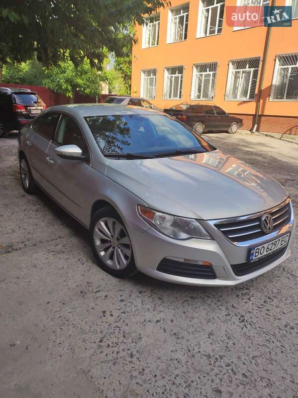 Купе Volkswagen CC / Passat CC 2011 в Тернополі