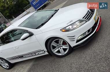 Купе Volkswagen CC / Passat CC 2012 в Херсоні