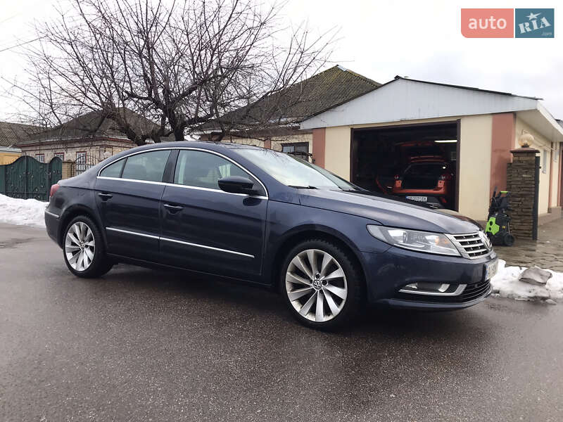 Купе Volkswagen CC / Passat CC 2012 в Чернобае
