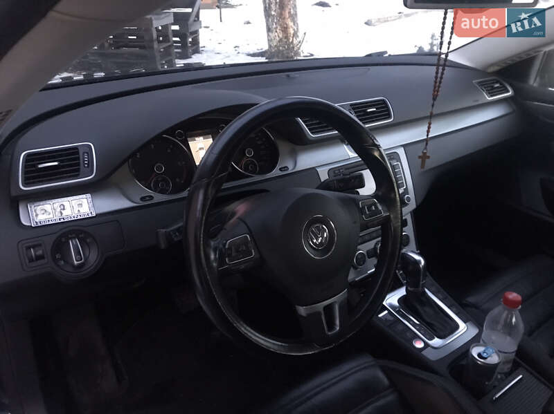 Купе Volkswagen CC / Passat CC 2012 в Чернобае