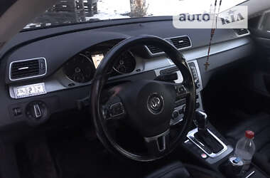 Купе Volkswagen CC / Passat CC 2012 в Чорнобаї