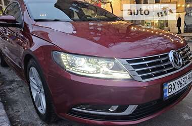 Купе Volkswagen CC / Passat CC 2015 в Киеве