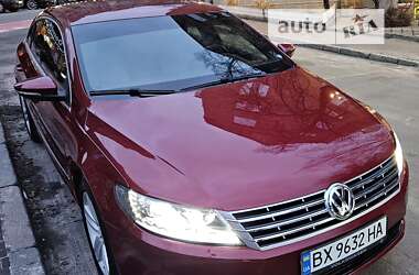 Купе Volkswagen CC / Passat CC 2015 в Киеве