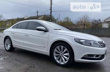 Купе Volkswagen CC / Passat CC 2013 в Полтаві