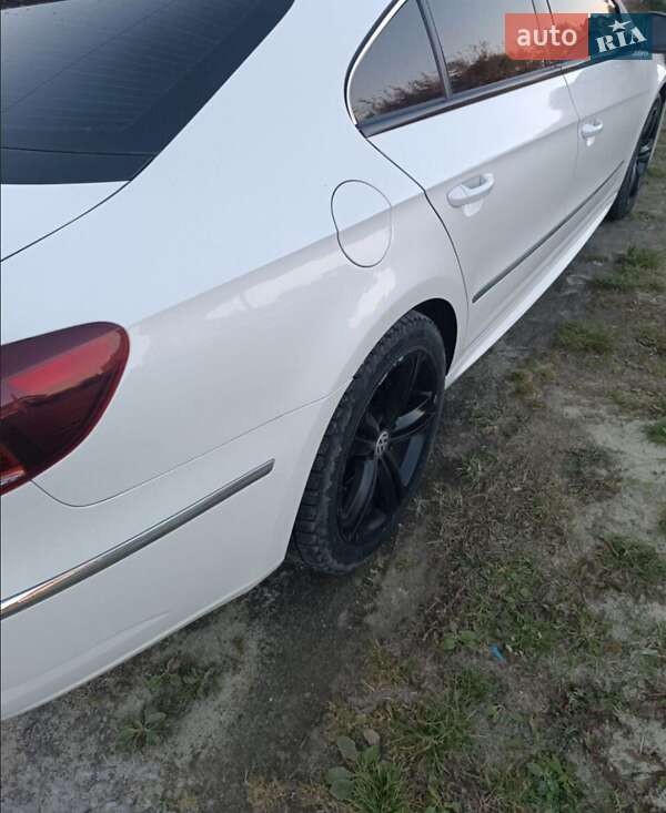 Купе Volkswagen CC / Passat CC 2013 в Львові