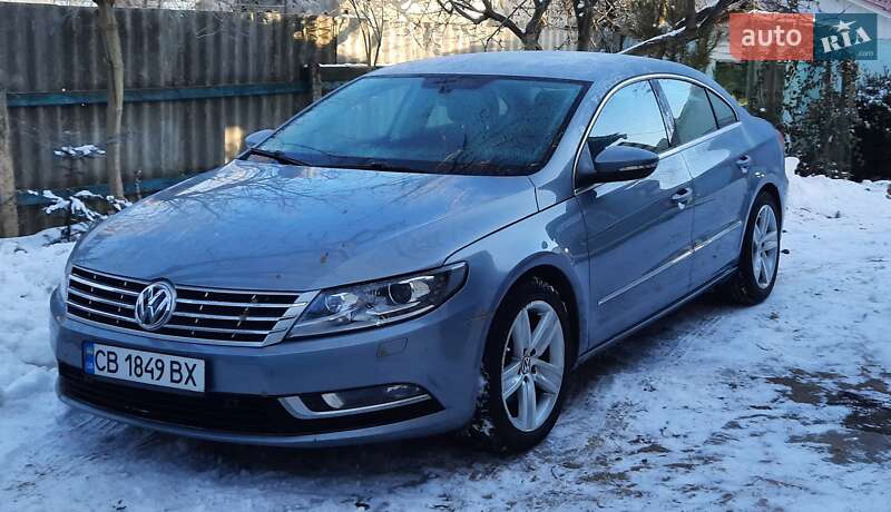 Купе Volkswagen CC / Passat CC 2012 в Киеве