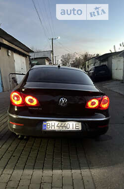 Купе Volkswagen CC / Passat CC 2011 в Березовке