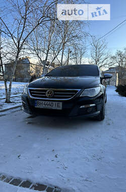 Купе Volkswagen CC / Passat CC 2011 в Березівці