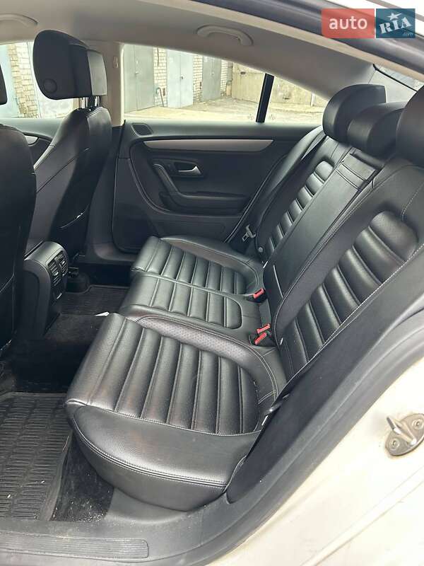 Купе Volkswagen CC / Passat CC 2014 в Днепре