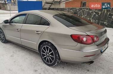 Купе Volkswagen CC / Passat CC 2010 в Киеве