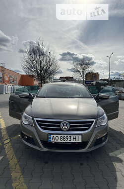 Купе Volkswagen CC / Passat CC 2011 в Виноградові