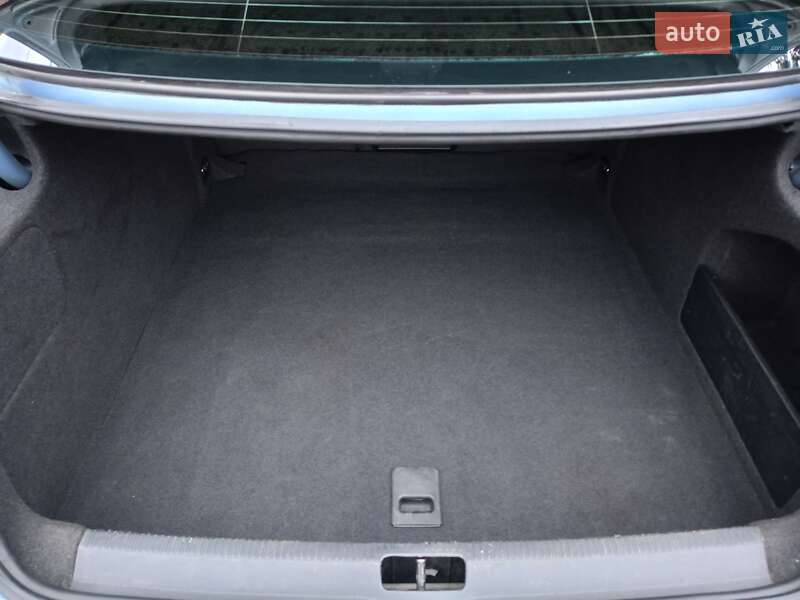Купе Volkswagen CC / Passat CC 2011 в Конотопе