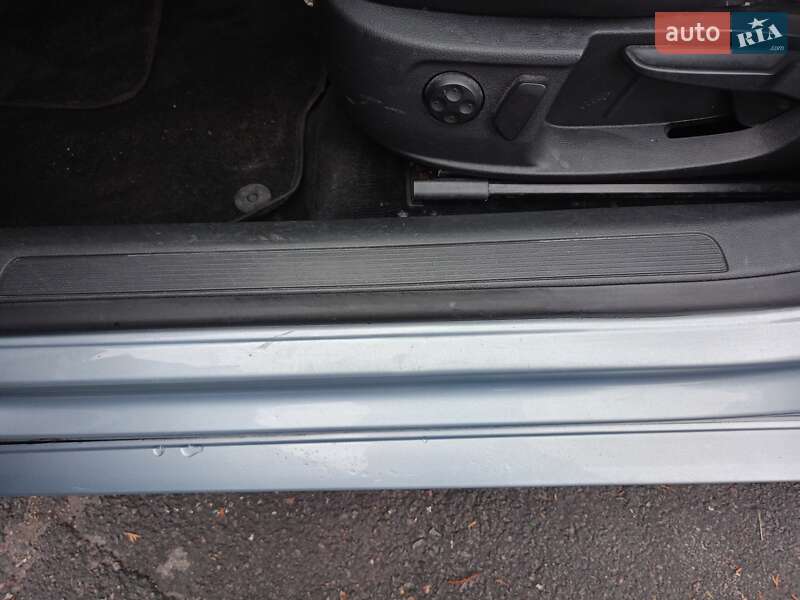 Купе Volkswagen CC / Passat CC 2011 в Конотопе
