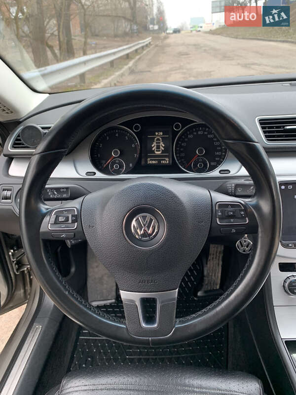 Купе Volkswagen CC / Passat CC 2012 в Житомире