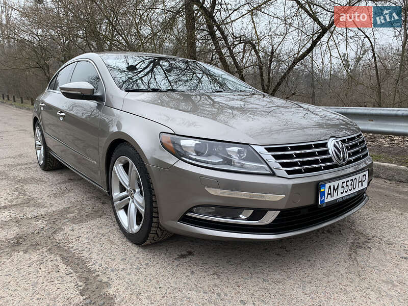 Купе Volkswagen CC / Passat CC 2012 в Житомире