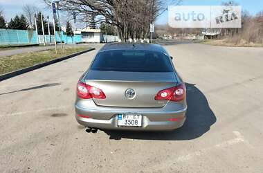 Купе Volkswagen CC / Passat CC 2010 в Полтаві