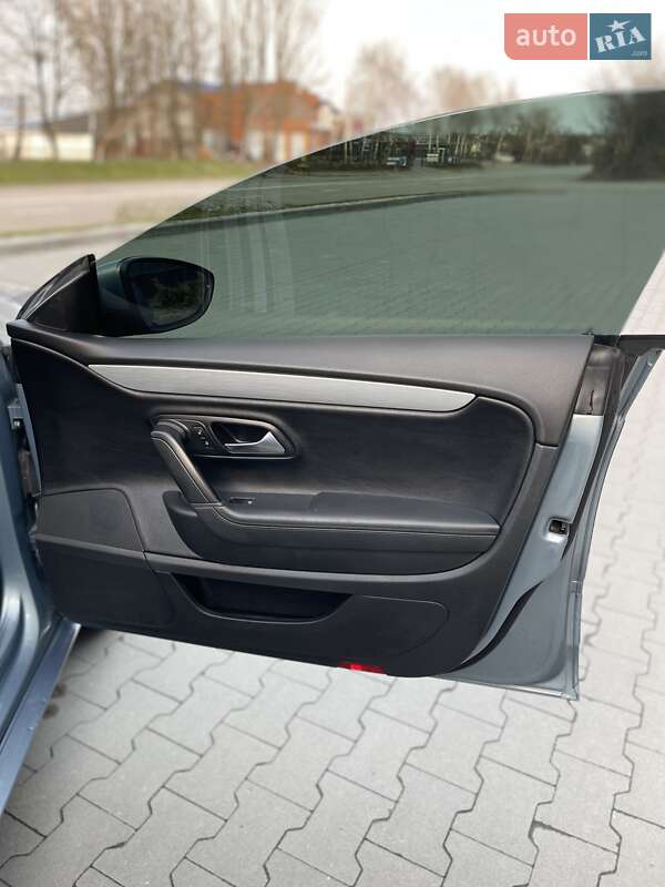 Купе Volkswagen CC / Passat CC 2012 в Белой Церкви