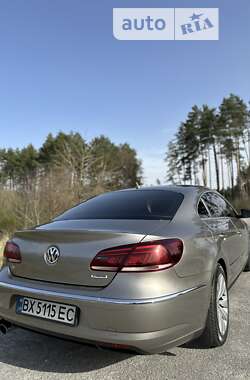 Купе Volkswagen CC / Passat CC 2014 в Полонному
