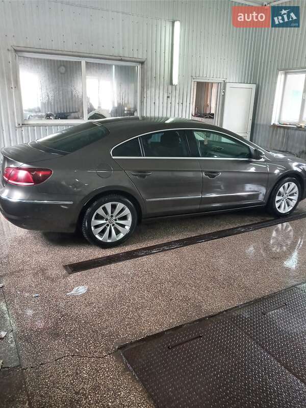 Купе Volkswagen CC / Passat CC 2012 в Виннице