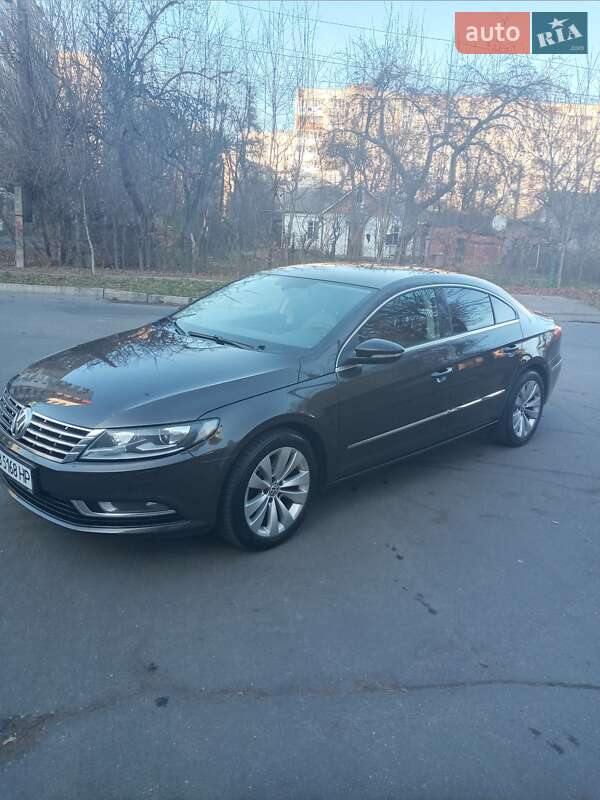 Купе Volkswagen CC / Passat CC 2012 в Виннице