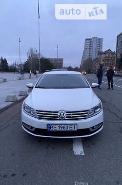 Купе Volkswagen CC / Passat CC 2012 в Миколаєві