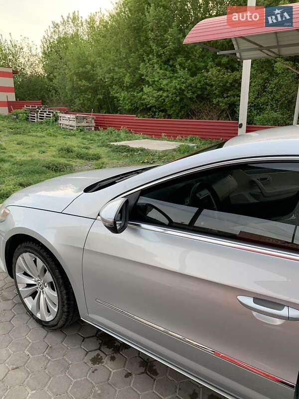 Купе Volkswagen CC / Passat CC 2008 в Кременце