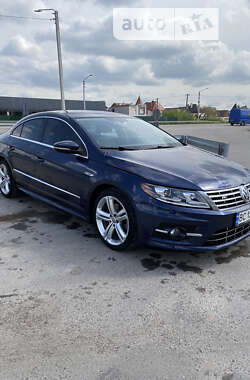 Купе Volkswagen CC / Passat CC 2015 в Львове