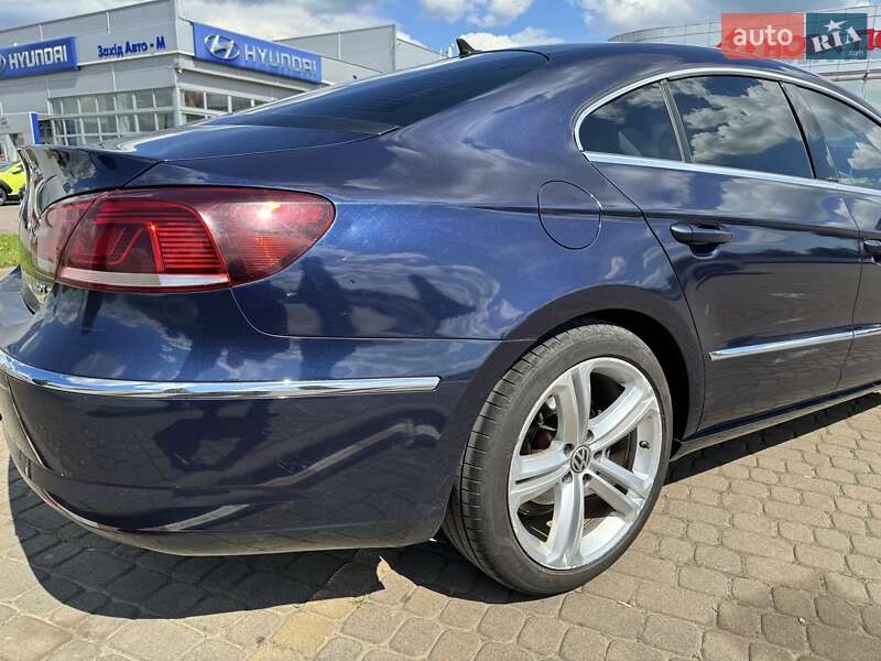 Купе Volkswagen CC / Passat CC 2012 в Мукачево
