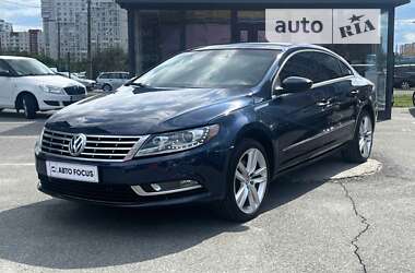 Купе Volkswagen CC / Passat CC 2013 в Киеве