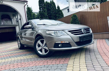 Купе Volkswagen CC / Passat CC 2010 в Тячеве