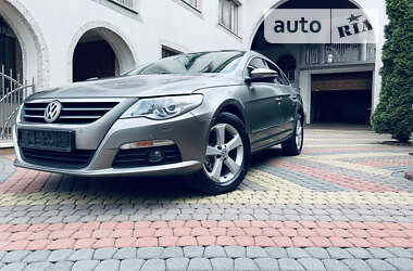 Купе Volkswagen CC / Passat CC 2010 в Тячеве