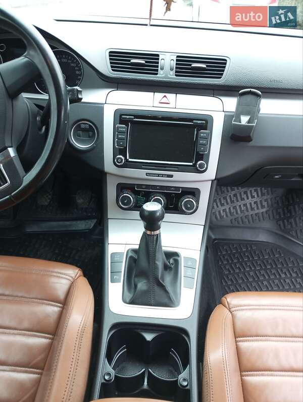 Купе Volkswagen CC / Passat CC 2010 в Тернополі