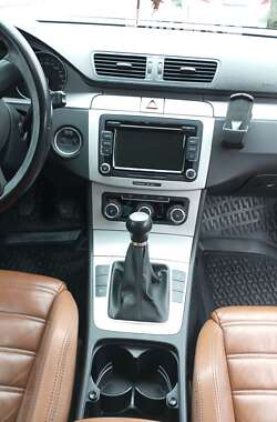 Купе Volkswagen CC / Passat CC 2010 в Тернополе