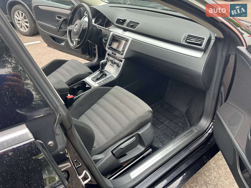Купе Volkswagen CC / Passat CC 2013 в Ровно